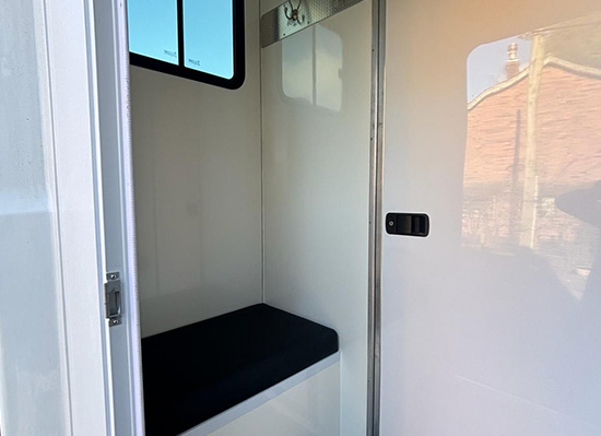 WLB Signature Horse Box Hire